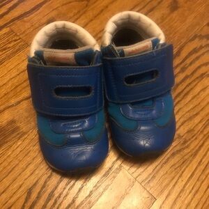 Kids shoes
